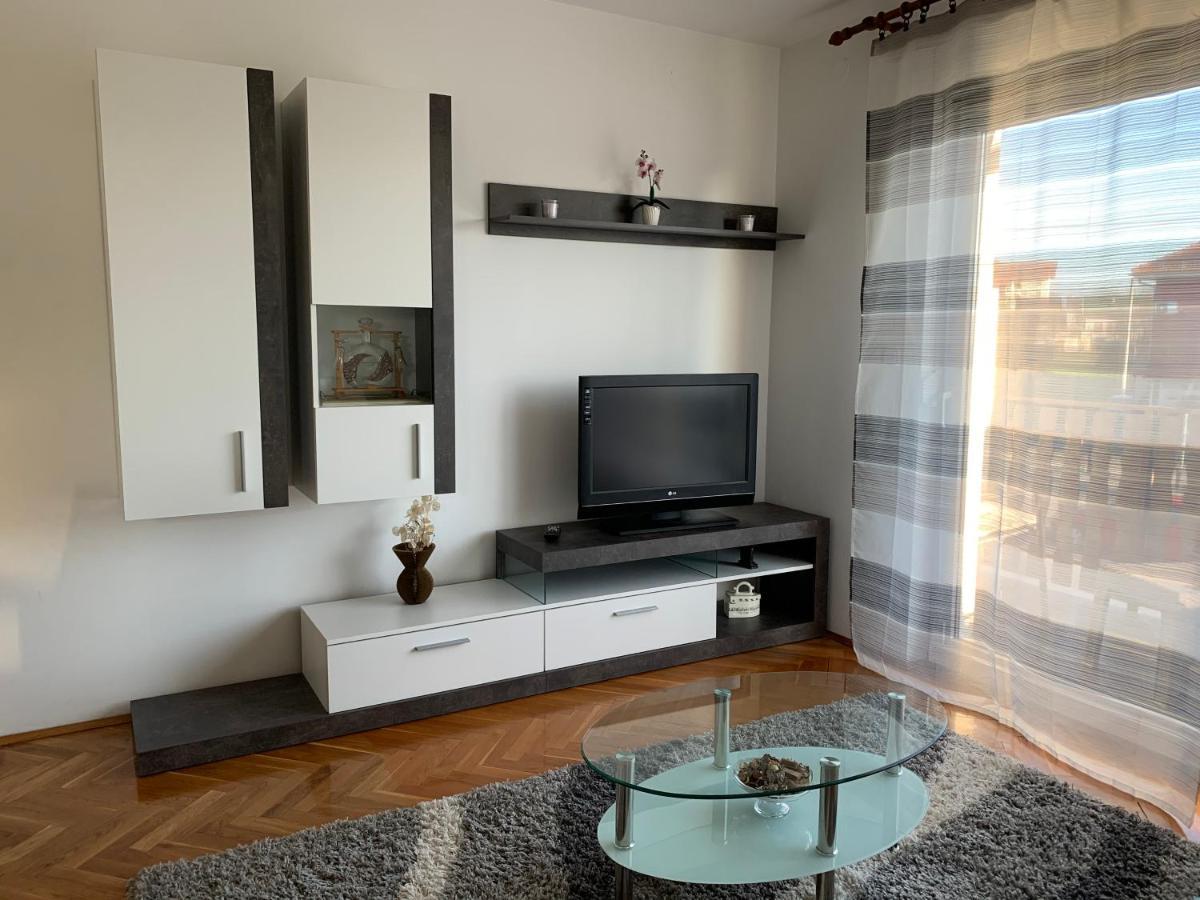 Apartman Madape เซสเวเต ภายนอก รูปภาพ